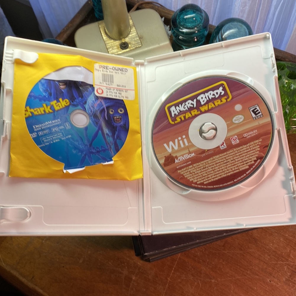 Angry Birds Star Wars Wii video game +8 DVD movies - Picture 11 of 11